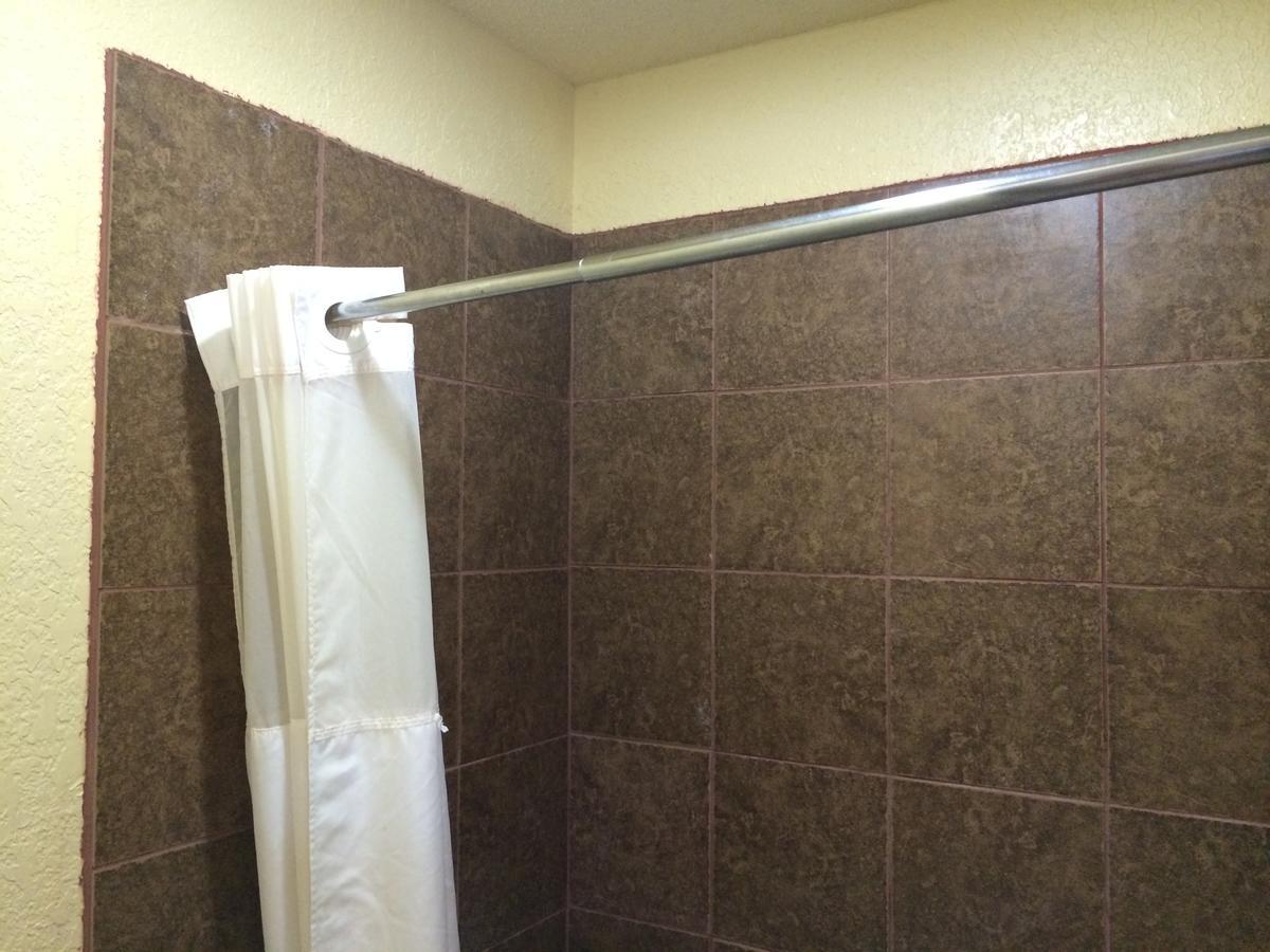 Lake Shore Motel Mannford 객실 사진